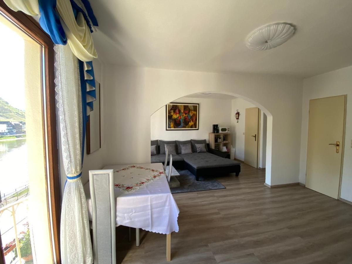 Holiday Apartment Mit Moselblick Im Moselhaus コッヘム エクステリア 写真